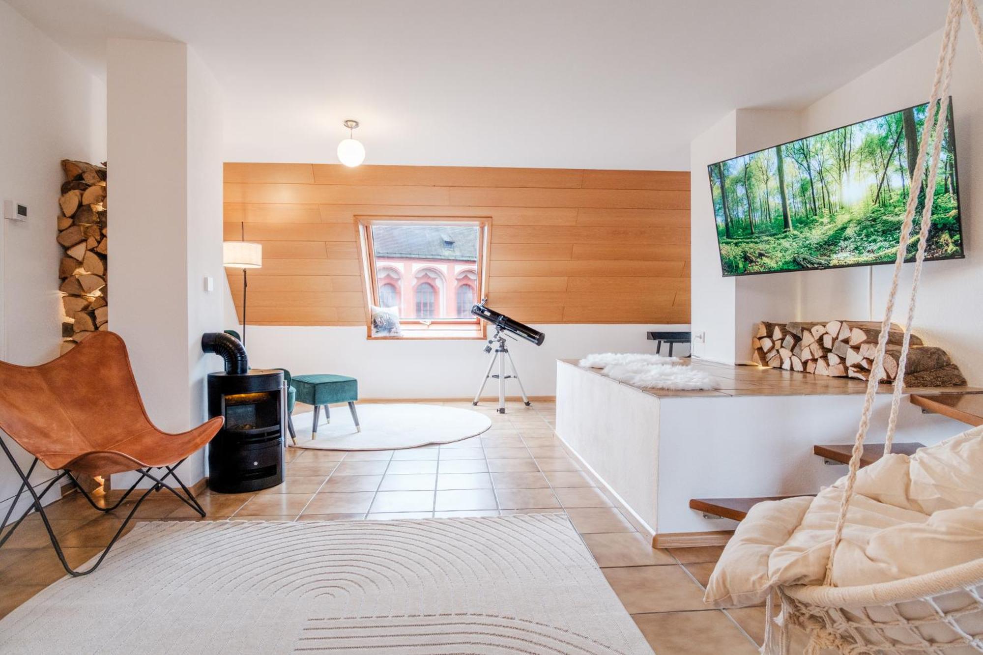 Neu Deluxe Suite Muensterblick, Maisonette, Kingsize Bett, Kueche, Netflix, Aussicht, E-Kamin Bad Sackingen Exterior photo